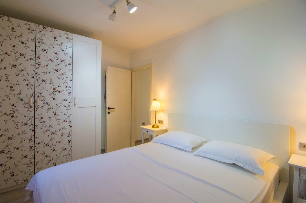 Apartments Pina Бол Экстерьер фото